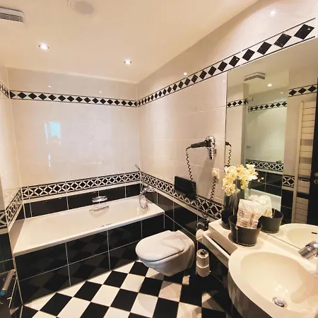 Augenblick Goodnight 3*