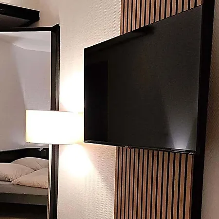 Augenblick Goodnight Hotel